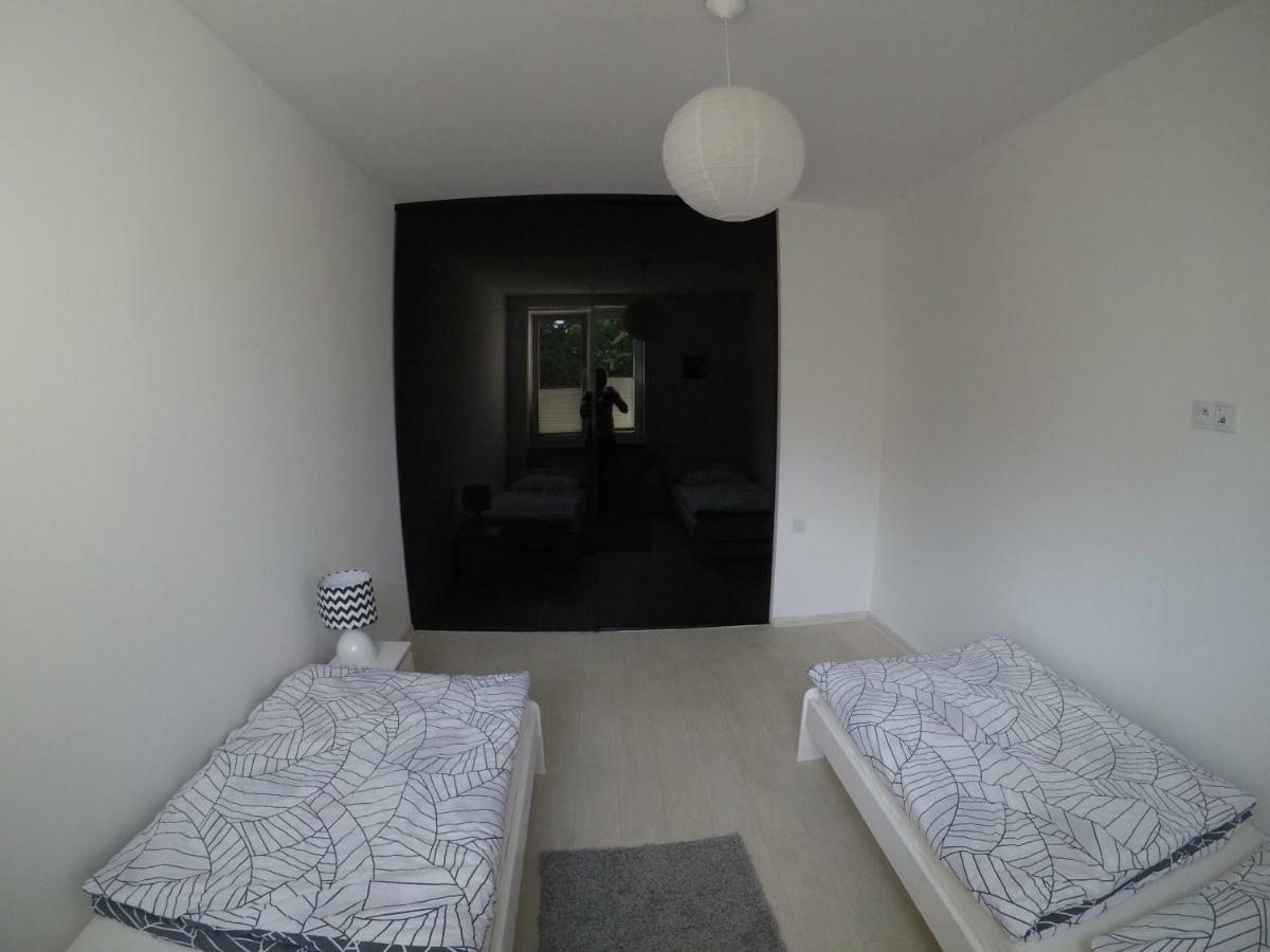 Nowoczesny Apartament III Al. Nmp Częstochowa Exterior foto